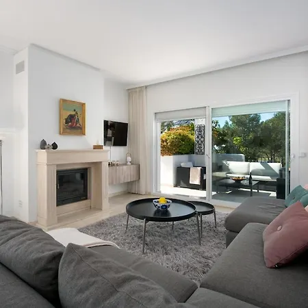 Sun-kissed Duplex Penthouse Apartment *