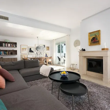 Apartment Sun-kissed Duplex Penthouse *